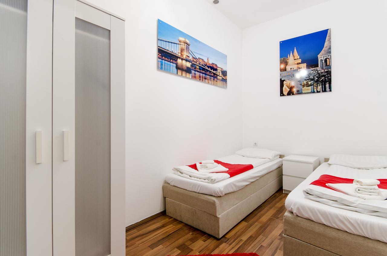 Like Home - Opera Apartments Βουδαπέστη Εξωτερικό φωτογραφία